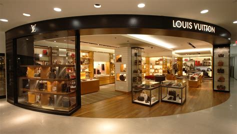 louis vuitton saks boston|louis vuitton boston ma.